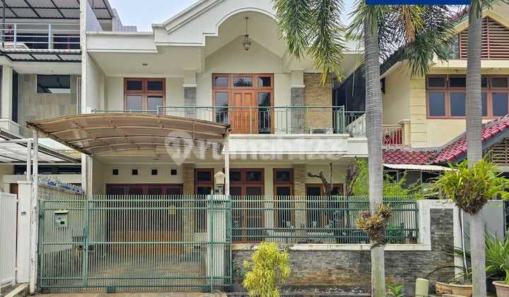 Rumah 2 Lantai Desain Plong Puri Kencana Luas Tanah 180M2