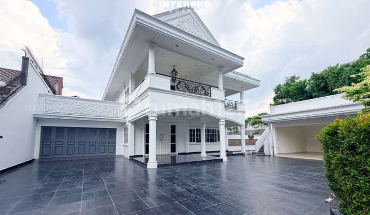 Rumah 2 Lantai Klasik Modern Dijual Kemang Selatan - Luas 973M2