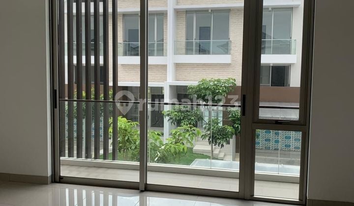 Panta Indah Kapuk2 New Jakarta City 10x15 =2 floors Bedrooms= 4+1 Bathrooms =3+1 Available Jan 2026