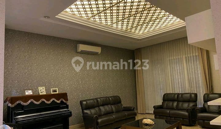 Pantai Indah Kapuk Jakarta Utara Florence Hoek Bangunan Mandiri Luas Tanah 355m Luas Bangunan 700m 3.5 Lantai Full Furnish Shm 5 Km + 1 Parkiran 4 Mobil