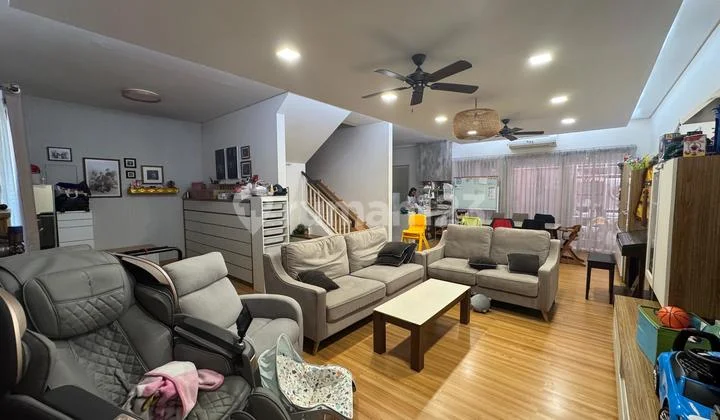 Rumah Pik Kondisi Bagus Siap Huni Harga Murah Dekat Akses Toll