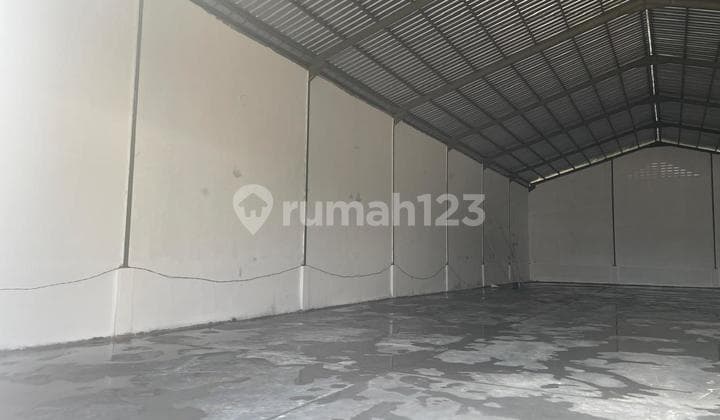 Gudang Gandeng Dekat Laksana Akses Kontainer Dekat Toll