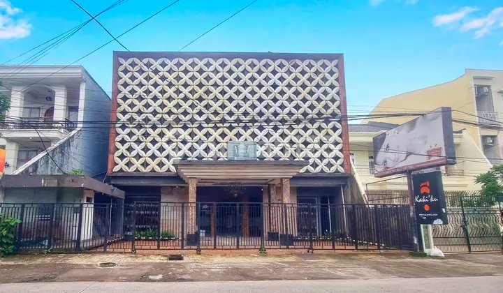 3-unit shophouse on Jl. Pelita Raya, Makassar