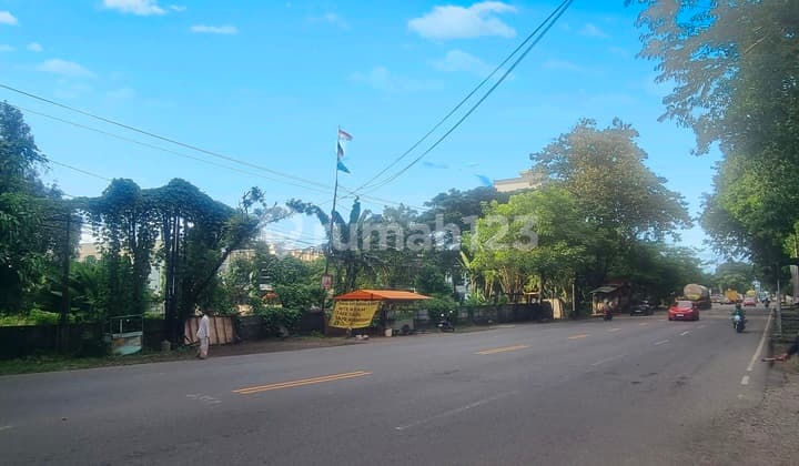 Tanah Kosong di Poros Jl.perintis Kemerdekaan Makassar