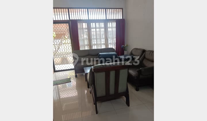 Lokasi Strategis! Dijual Rumah 2lt Siap HuniTanjung Duren Selatan