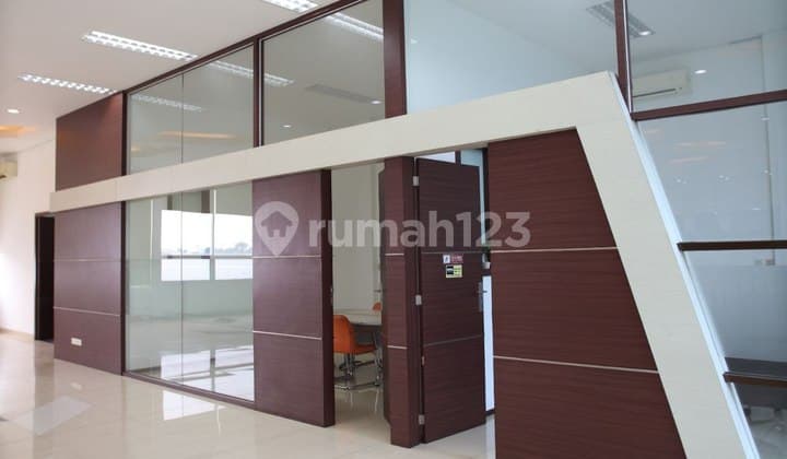 Kantor Lux 2 Lantai Siap Pakai di Bkr Cocok Bank & Finance