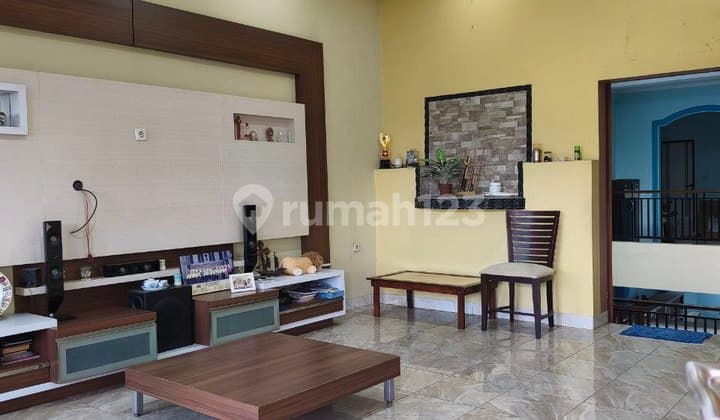 DISEWAKAN! Rumah Mewah Awani Residence, Full Furnish, 5 KT