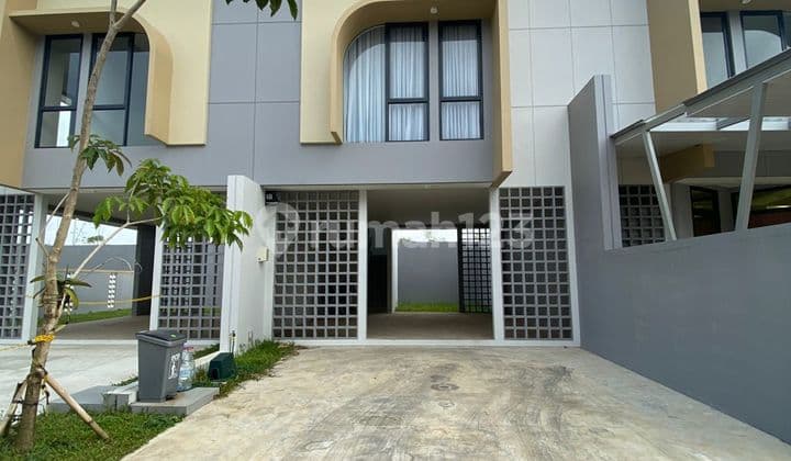 Rumah Podomoro Park: Cluster Sadyagriya, Luas & Nyaman, 2.2M