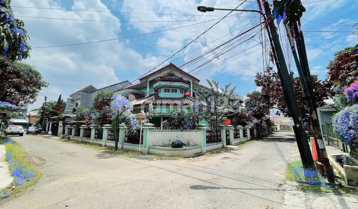 Disewakan Rumah Hook Parakan Resik Batununggal: Lt 403, 6+1 Kt