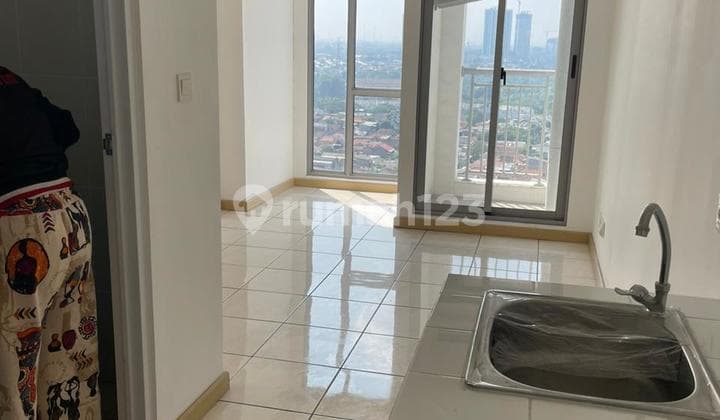 Apartemen Mtown. Studio. Unfurnish Rein