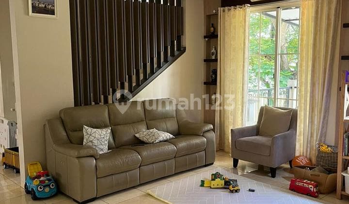 Rumah Siap Huni 4 Kamar Tidur 3 Lantai