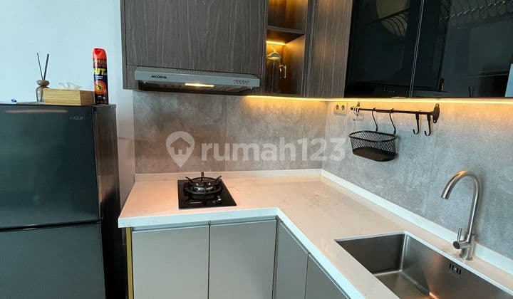 Brooklyn Apartment Ready to Occupy Fully Furnished Studio. Lisbt.