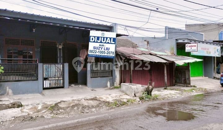 RUMAH KONTRAKAN 2 PINTU TERLETAK DIPINGGIR JALAN RAYA BISA UTK USAHA