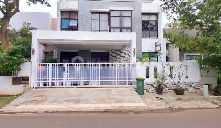 For Sale Cheap 2-Storey House Ready to Occupy Semi-Furnished in Kencana Loka, BSD, South Tangerang.
