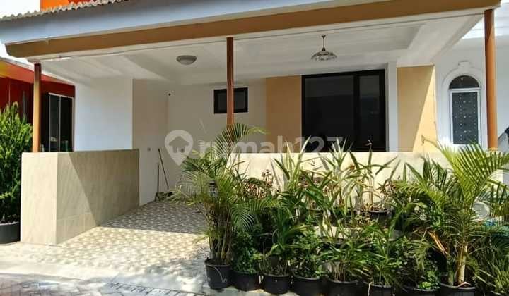 Disewakan Murah (nocobroke)rumah 2 Lantai Siap Huni Semi Furnished Berkanopi Di Cluster Malibu Village - Gading Serpong