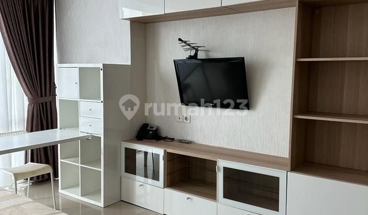 Disewa/jual Apartment U Residence 2, Lantai Rendah Full Furnished Tinggal Bawa Koper Cocok Utk Pasutri Dan Mahasiswa/i Uph Di Lippo Karawaci.