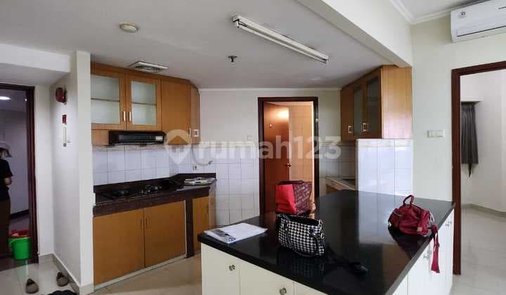 Amartapura Apartment Semi Furnished Tower A 28th Floor Ready to Occupancy Suitable for UPH Students and Foreigners