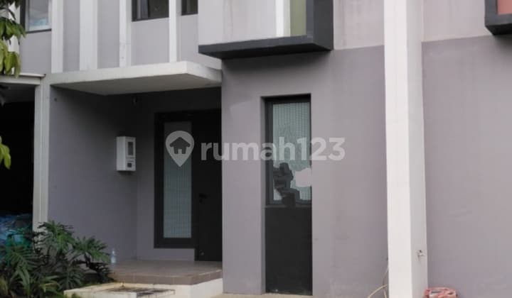 Dijual Termurah Secluster Rumah Baru 2 Lantai Siap Huni Semi Furnished di Cluster Baroni Symphonia Summarecon Gading Serpong Tangerang