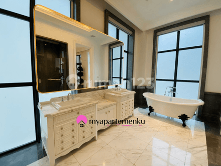 Apartemen Le Parc Thamrin Nine Terraces 3 BR di Jakarta Pusat