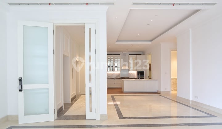 For Sale 3-Bedroom Apartment in Le Parc Unit Type Terraces, Jakarta