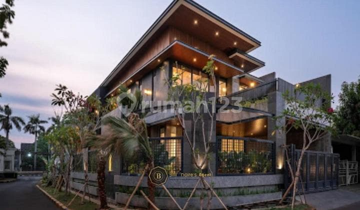 Rumah MEWAH 2 Lantai 4 Kamar Desain Arsitek by Emporio di Banjar Wijaya , Tangerang