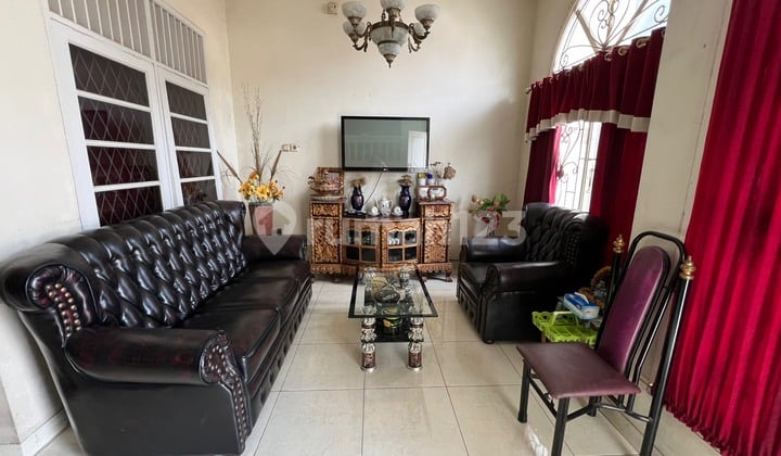 Rumah 2 Lantai Murah SHM Lokasi Strategis Siap Huni Bekasi