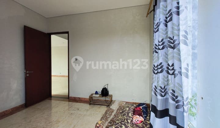 TURUN HARGA ! Rumah Luas berlokasi di Taman Giri Nusa Dua