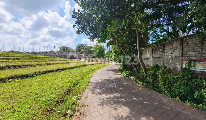 2 Unit Kavling Premium Berlokasi Di Kawasan Villa Umalas