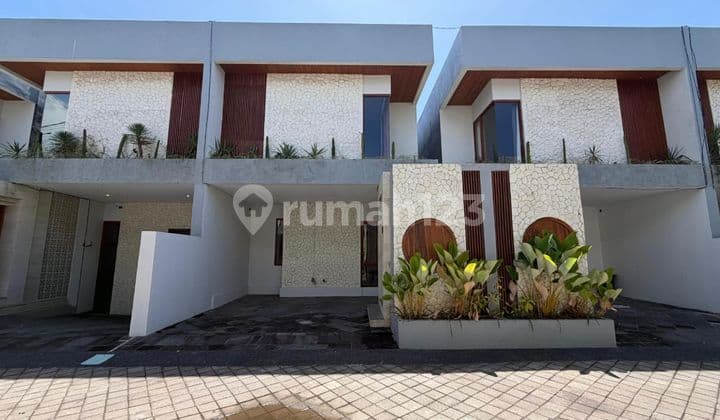 Drop Price! New Modern Tropical Villa Full Furnished In Jimbaran