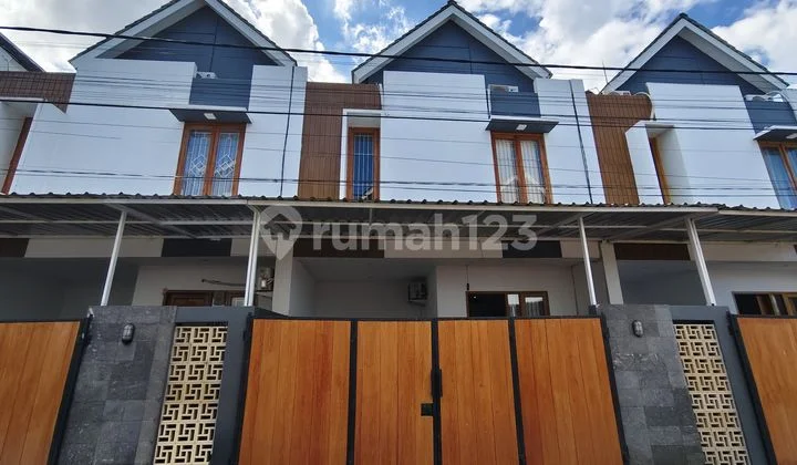 Minimalist 3-Bedroom House with Rice Field View Located Near JB School