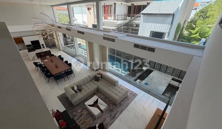 Leasehold Luxury Spacious Fully Furnished Villa Near Sanur Beach