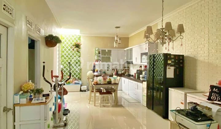 Rumah Cantik Siap Huni Strategis di Sayap Pasteur