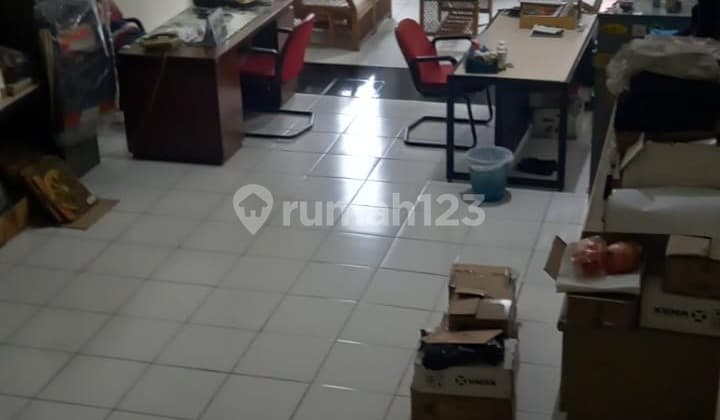 Ruko 3,5 Lantai Siap Pakai di Setrasari Plaza