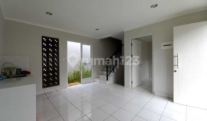 2 Adjacent Units! House in Summarecon Cluster Dayana