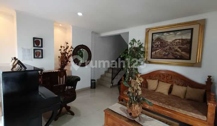 Guest House Plus Rumah Tinggal di Sayap Dago