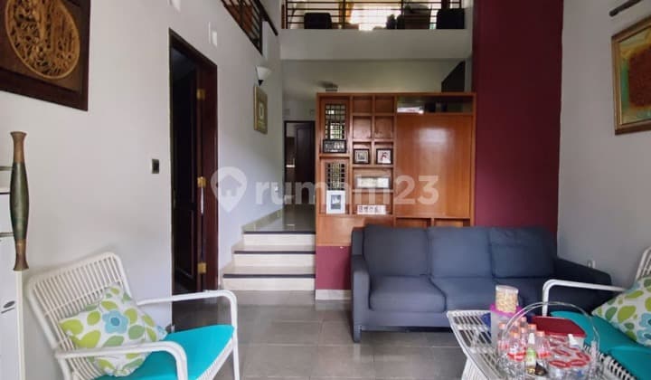 Quick Sale Well-Maintained Large House in Setra Duta