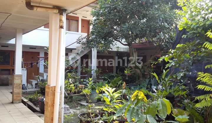 Rumah di Sayap Dago Cocok untuk Usaha atau Dibangun Kembali