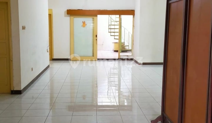 Rumah Bagus Siap Huni di Komplek Dian Permai
