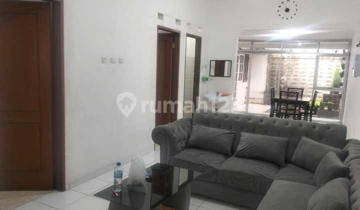 Rumah Tinggal 1 Lantai di Antapani Furnished