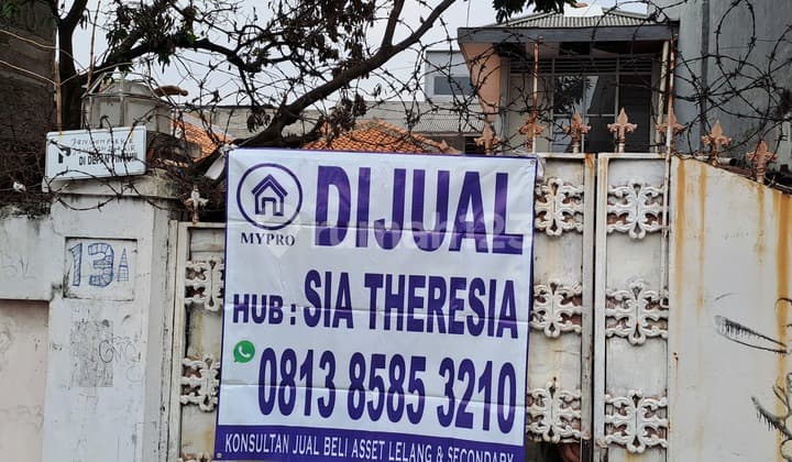 Di Jual Rumah' Tua Daerah Palmerah