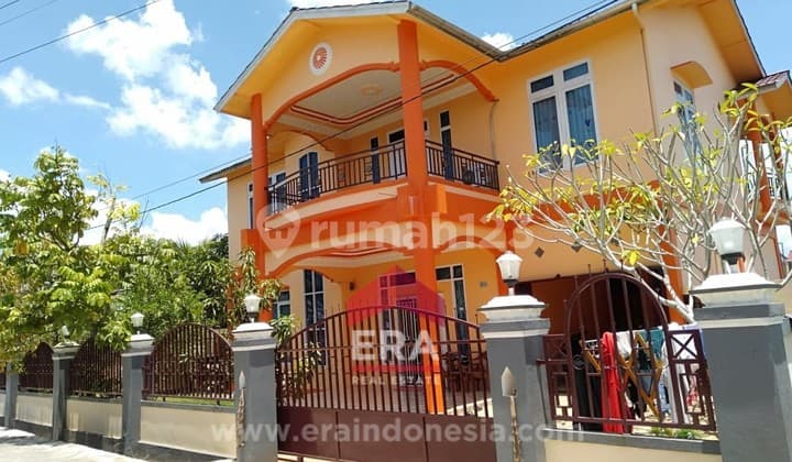 Rumah 2 Lantai di Jalan Sungai Raya Dalam Pontianak Tenggaraa