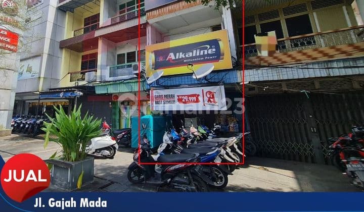 Ruko Tengah Kota Untuk Usaha Kost Di Pontianak