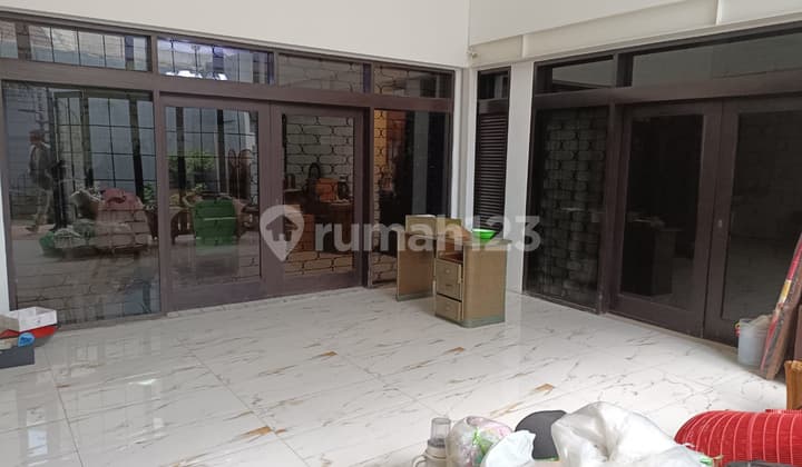 Rumah Terawat Di Setra Murni