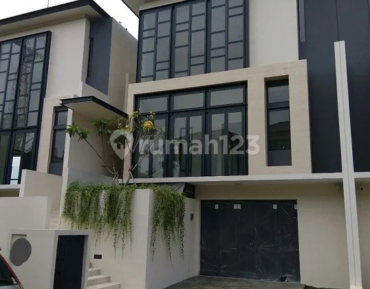 Dijual Cepaf Rumah Mewah Di Navapark Bsd Serpong Tangerang Selatan Lenkap Dengan Sport Club