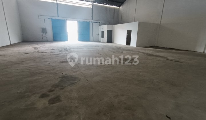 Very Cheap Warehouse for Rent in Kediri City Very Cheap Warehouse for Rent in Kediri City