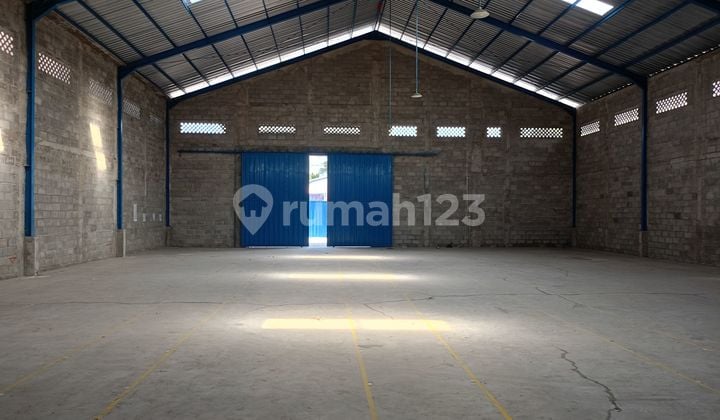 Disewakan gudang masih baru di kota kediri