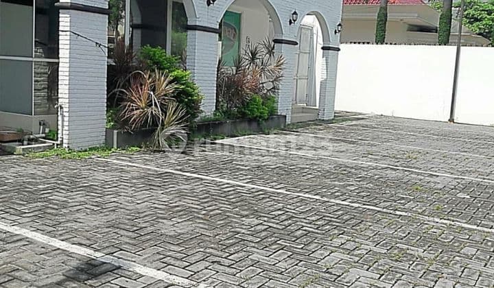 Disewakan Bangunan usaha/ Ruang Usaha di surabaya