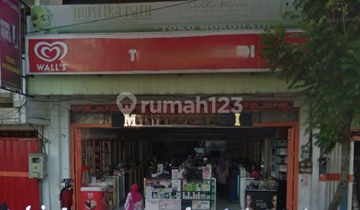 Dijual ruko tiga lantai di pusat kota mojokerto Dijual ruko tiga lantai di pusat kota mojokerto