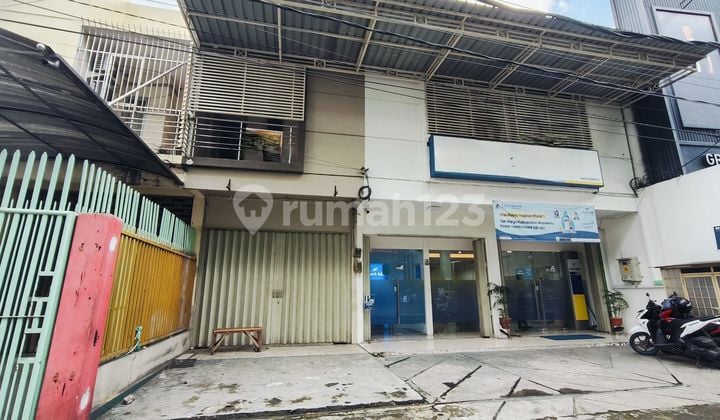 Disewakan ruko dua lantai di mojokerto