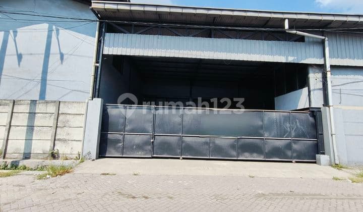 Dijual gudang siap pakai di surabaya